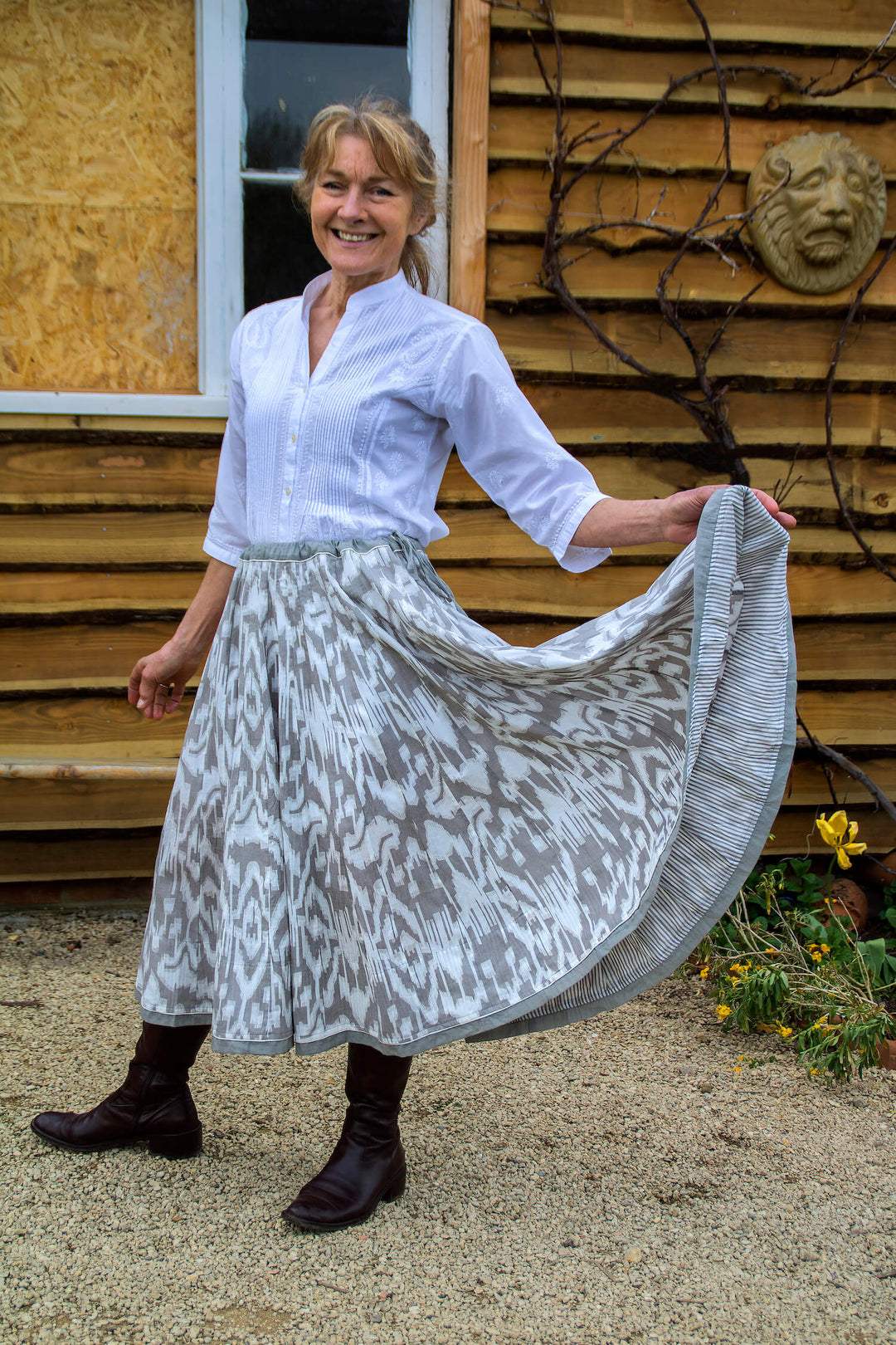 Cotton ikat print Skirt / Grey