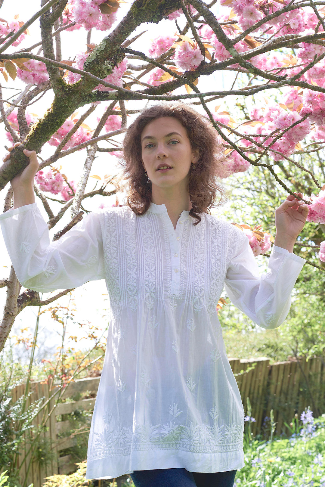 'Chana' Hand Embroidered Cotton Top / White