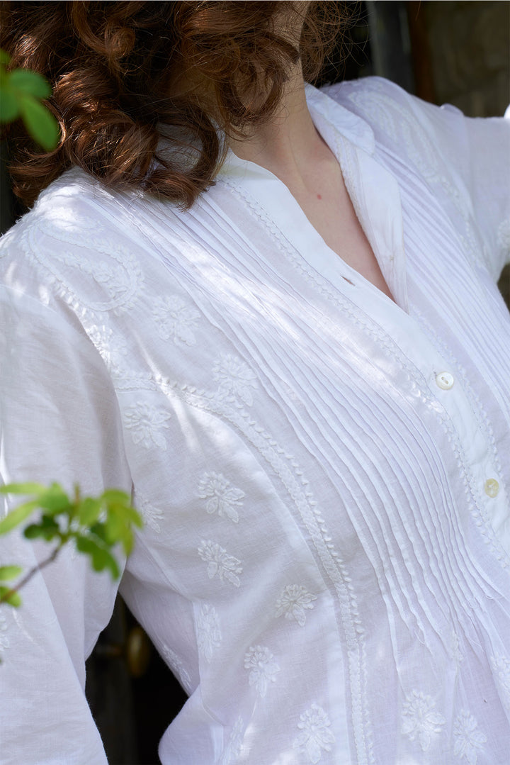 'Kheera' Cotton Embroidered Long Shirt / White