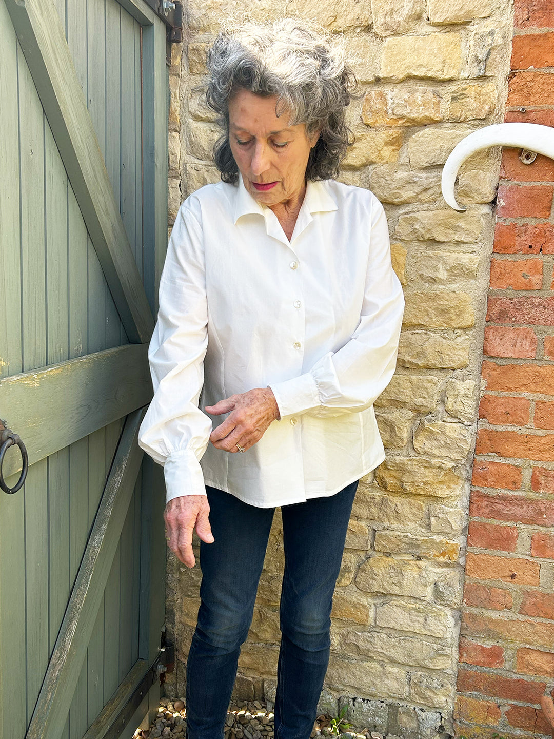 'Manora' White Cotton Shirt