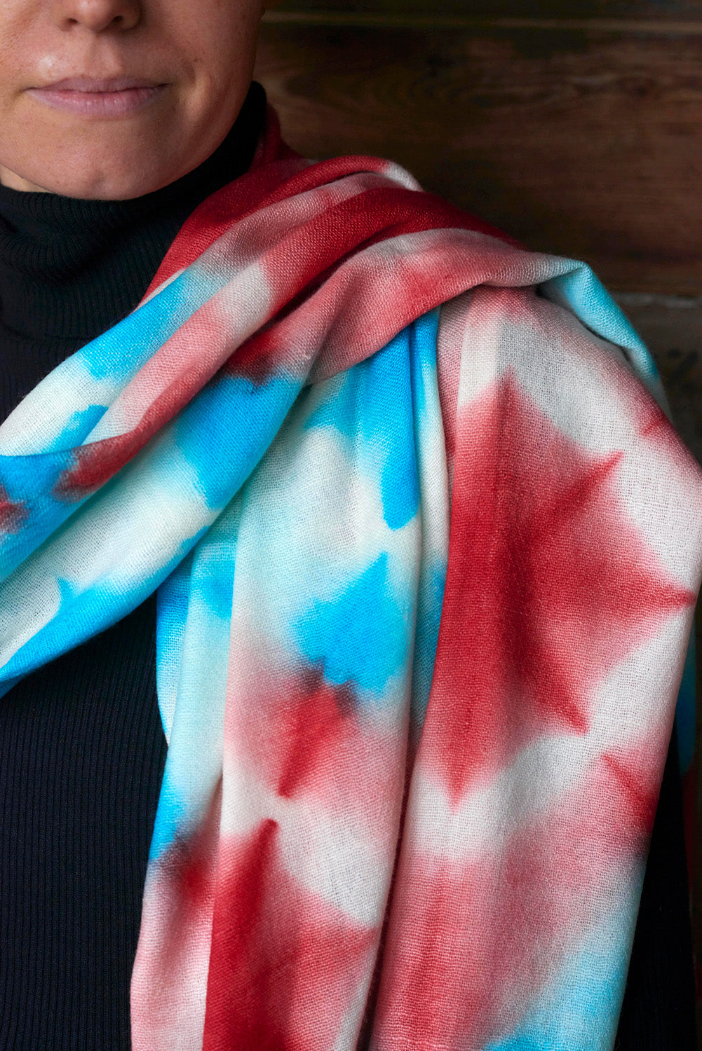 Pure wool Scarf | Red Blue Star