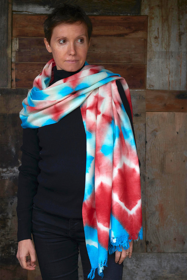 Pure wool Scarf | Red Blue Star