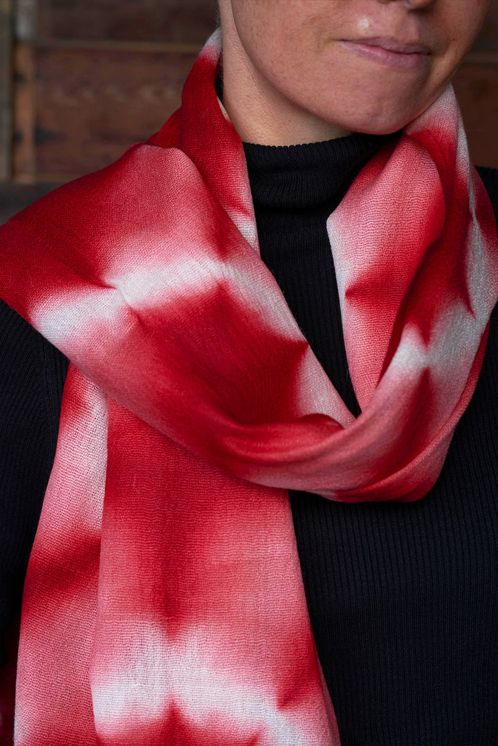 Pure wool Scarf | Red Star