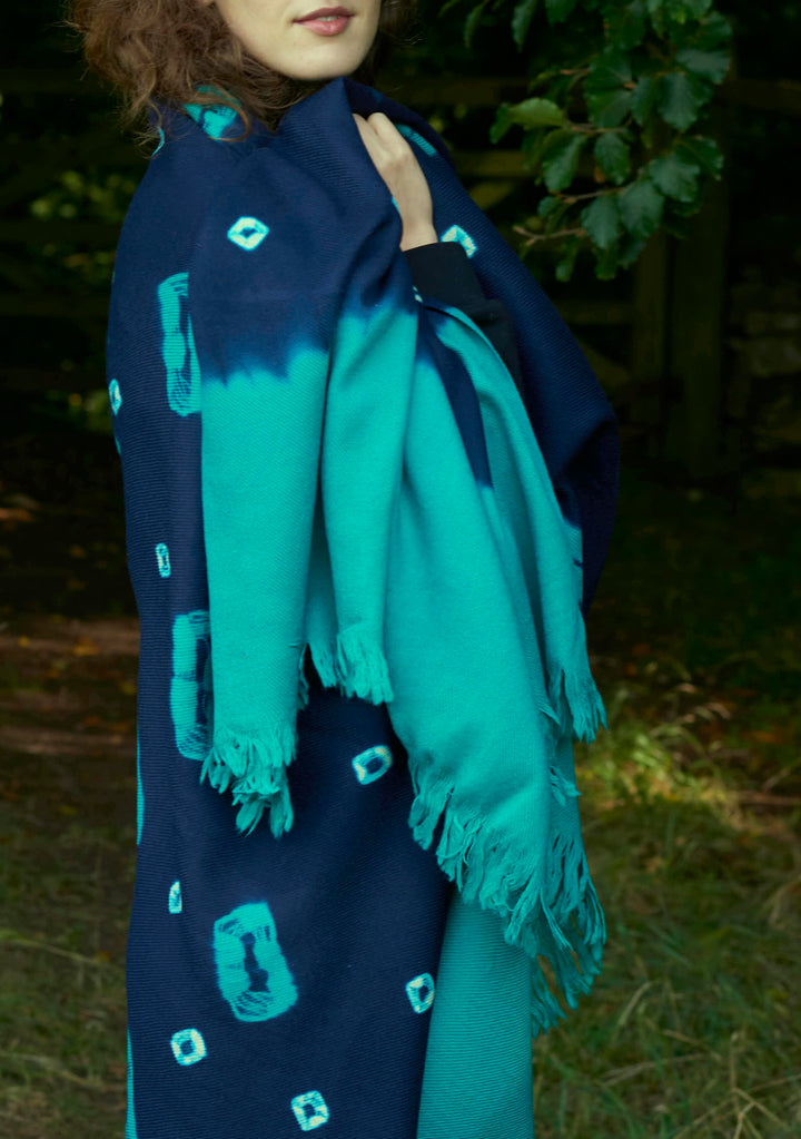 Pure wool ‘Bandhani’ Shawl | Navy & Sea Green