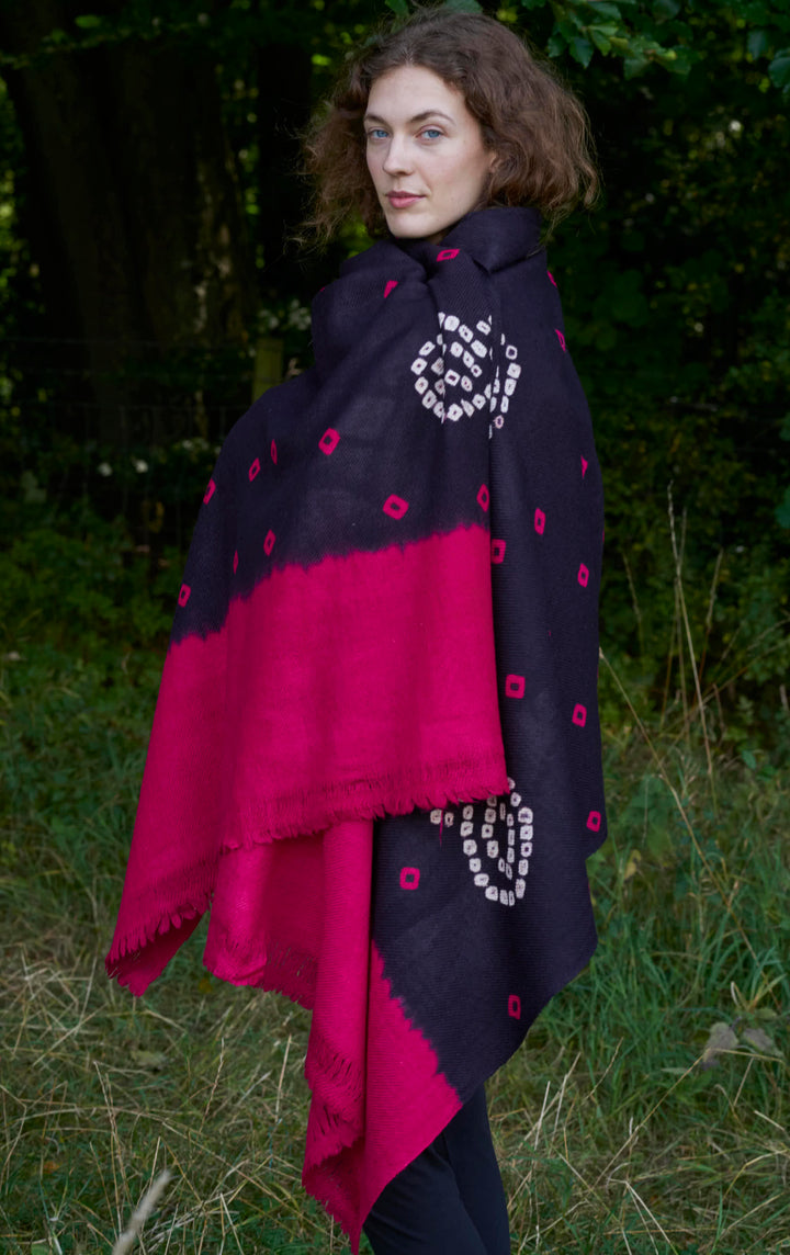 Pure wool ‘Bandhani’ Shawl | Cerise Swirl