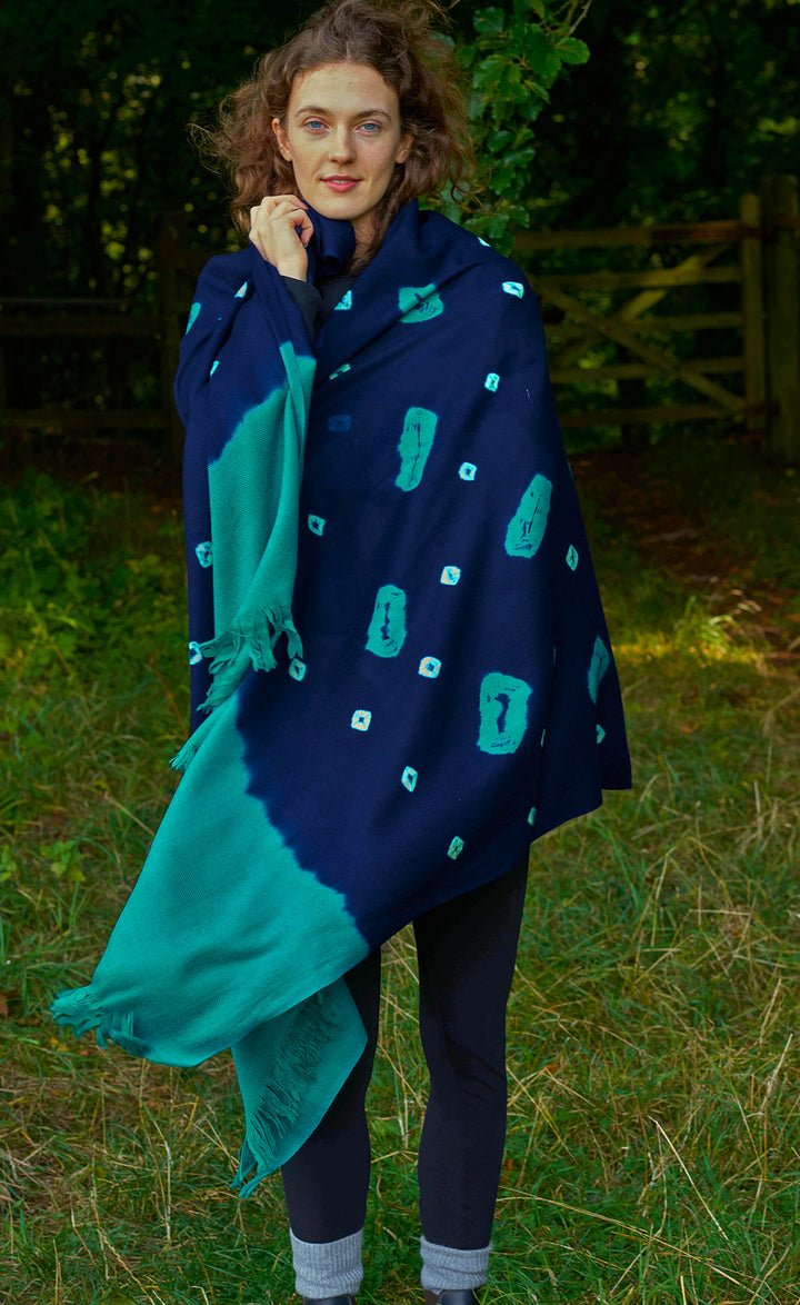 Pure wool ‘Bandhani’ Shawl | Navy & Sea Green