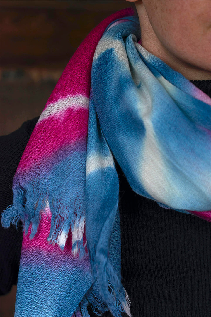 Pure wool Scarf | Pink Blue Star